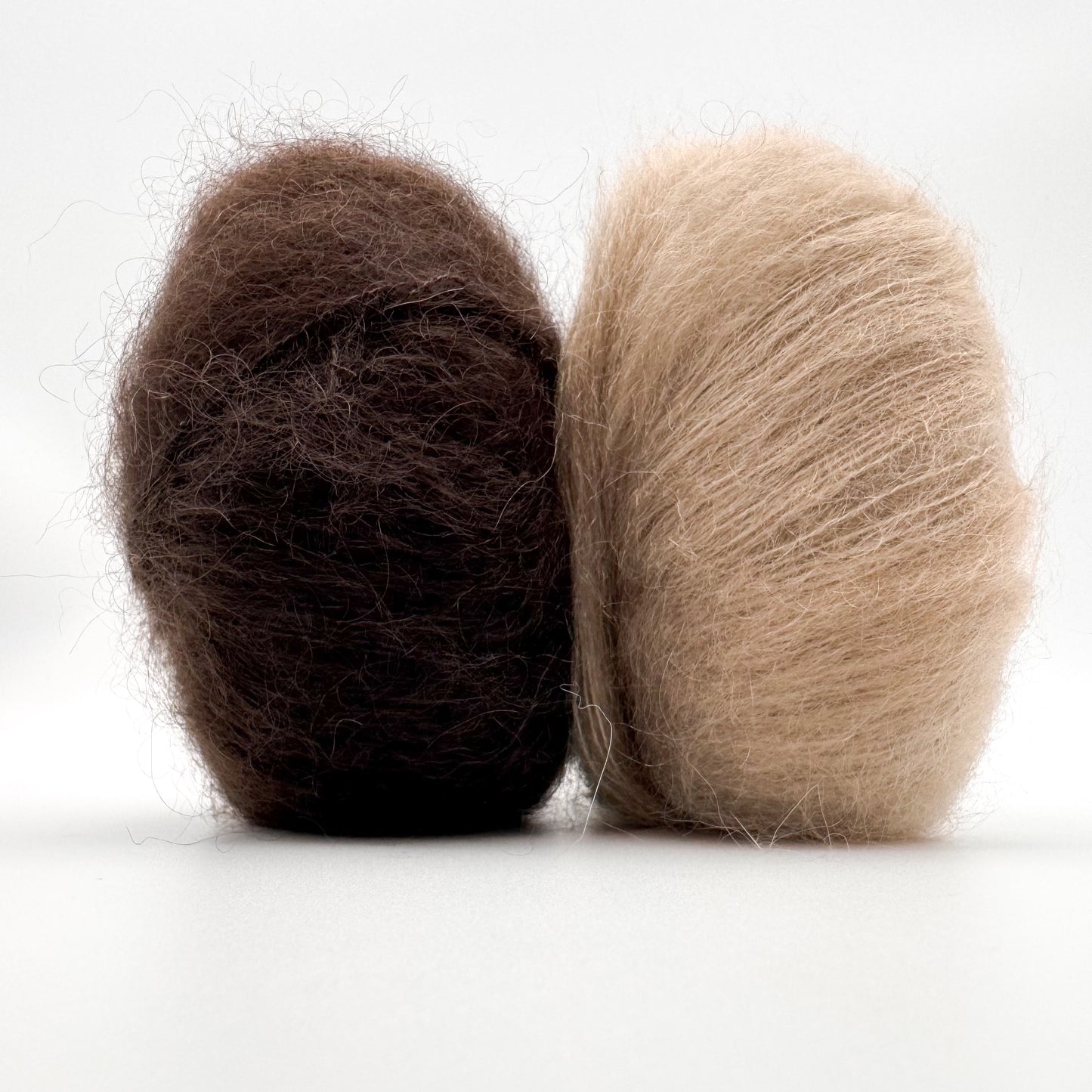 Mohair Sport garn i farven Warm Tan – Superkid Mohair og silke fra A Knitters World